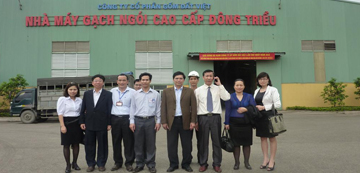 Hiệp hội thăm và làm việc với Cty CP Gốm Đất Việt