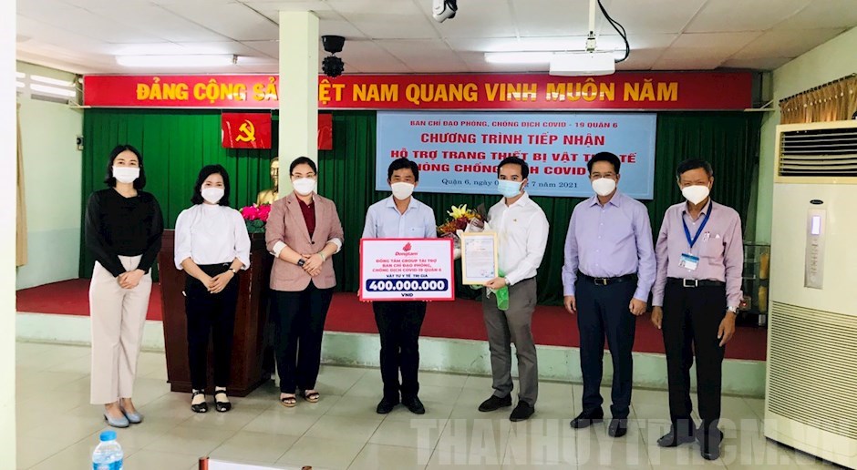 Đồng Tâm Group trao tặng trang thiết bị, vật tư y tế chống dịch Covid19